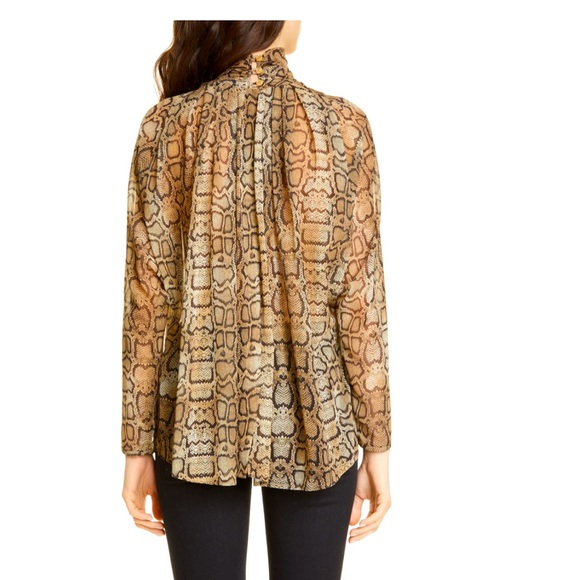 Smythe Turtleneck Drape Blouse NWT SZ small - Picture 3 of 8